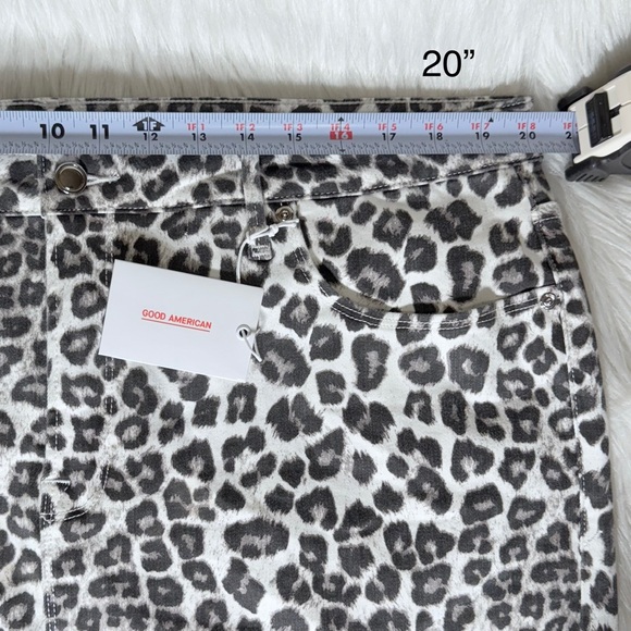 NWT Good American Leopard Print Fringe Hem White Black Jean Skirt Size 18 - Picture 11 of 12